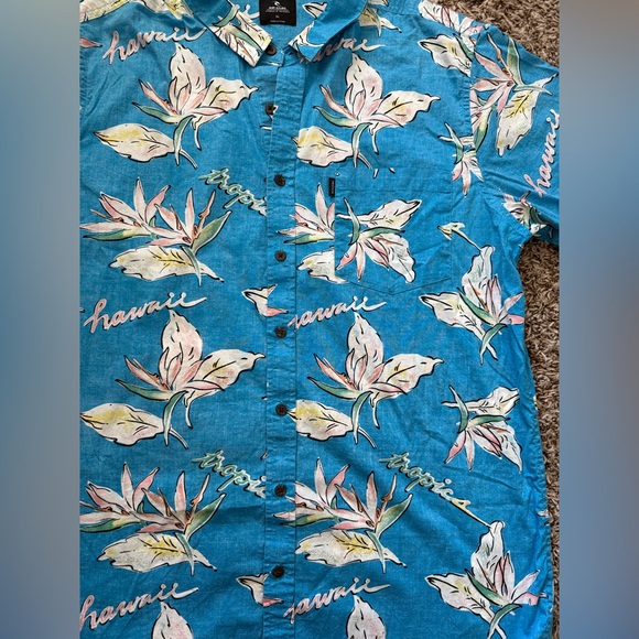 Rip Curl Blue Hawaiian Button Down - Picture 3 of 4